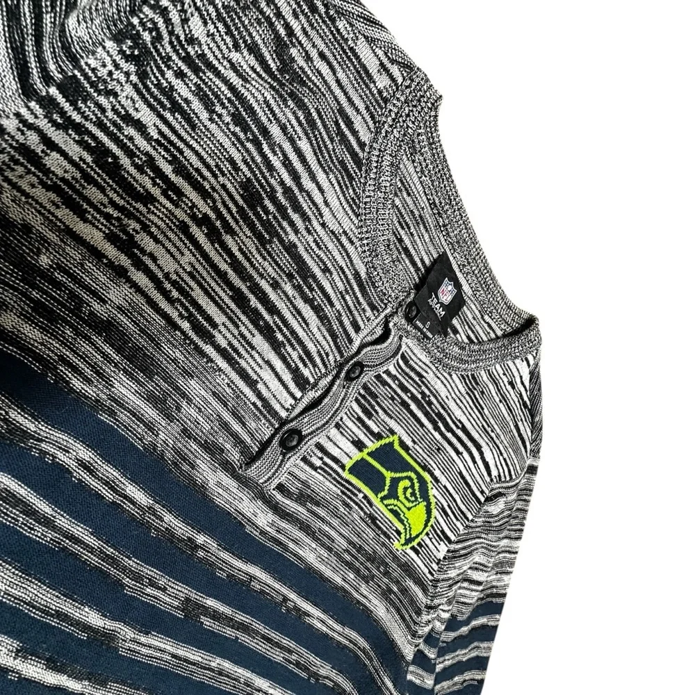 NFL Team Apparel Seattle Seahawks Henley Long Sleeve Logo Sweater Mens Small - Picture 2 of 13